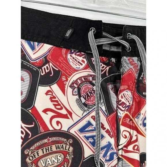 Vans Off The Wall Mens Logo All Oved Print Board Shorts Size 30 EXCELLENT UC - Picture 3 of 10